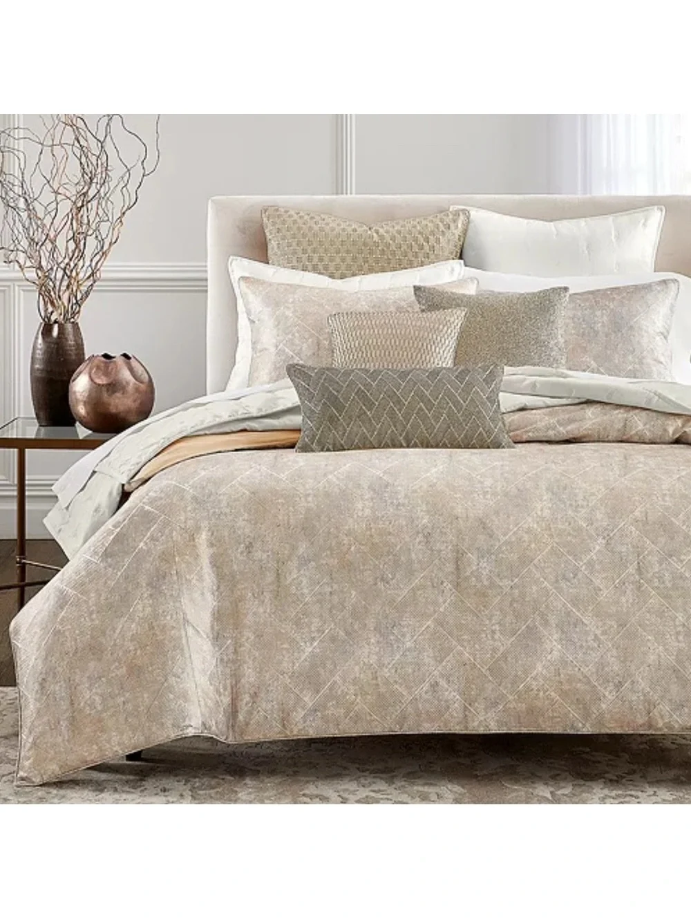 Hudson Park Collection Linear Sandstone Duvet Cover, NWT, Size Full/Queen $425